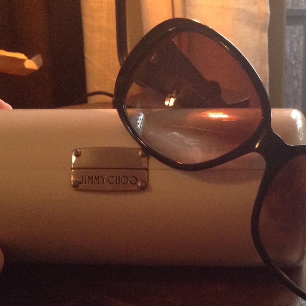 😎 Jimmy Choo Sunglasses & Case - Picture 3 of 8